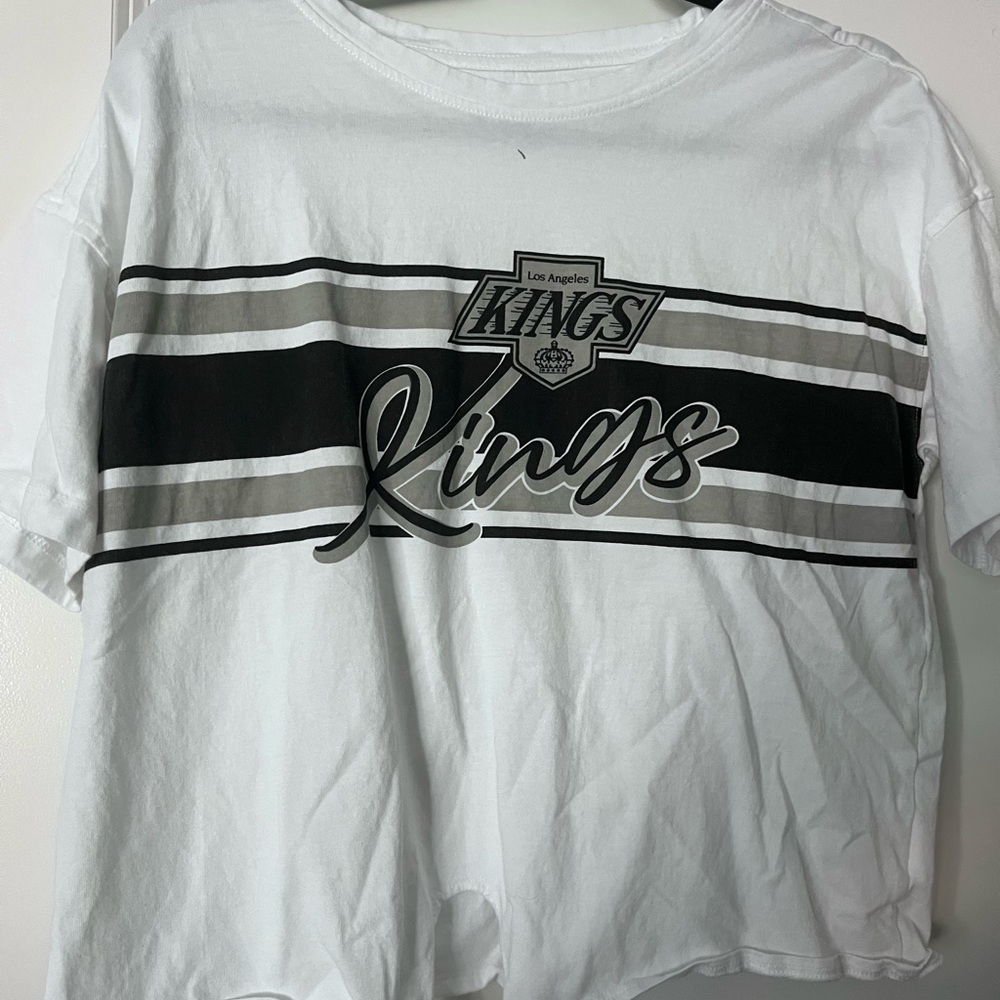 Los Angeles Kings WEAR by Erin Andrews Women's Front Knot T-Shirt - White